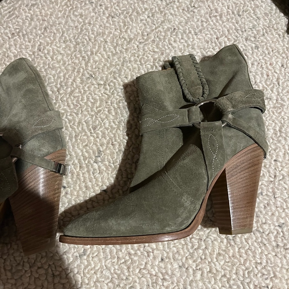 Isabel Marant suede rawson buckle booties green size 39